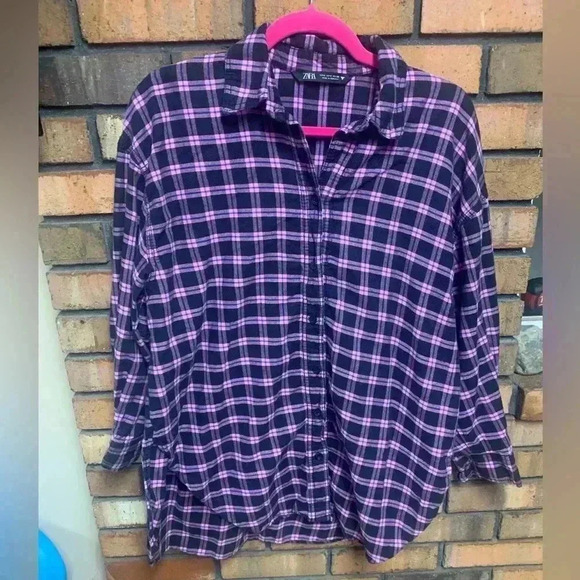 Zara Women’s Plaid Long Sleeve Button Up - Picture 1 of 4